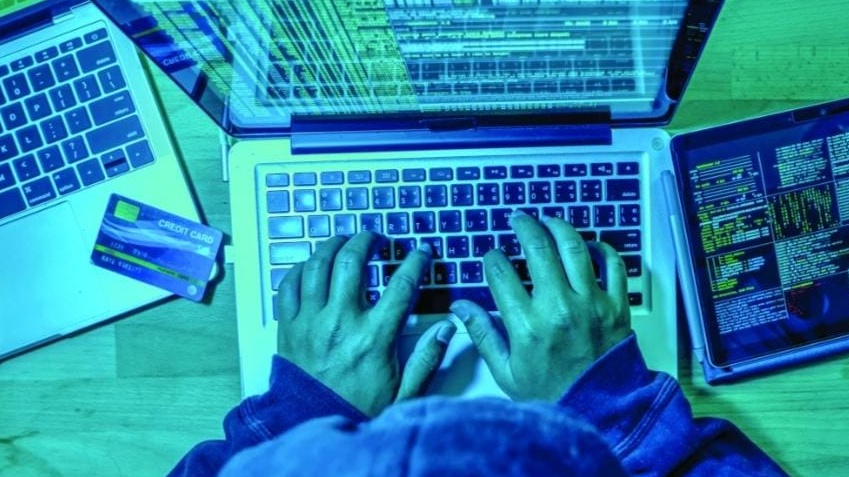 تطور مراكز عمليات الأمن.. كيف يُحدث "إدارة التعرض المستمرة" تحولًا جذريًا في أمن المؤسسات