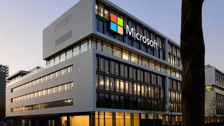 مايكروسوفت تخطط لتجنب تكرار أزمة "كرودسترايك" عبر تغييرات جذرية في الأمن الإلكتروني