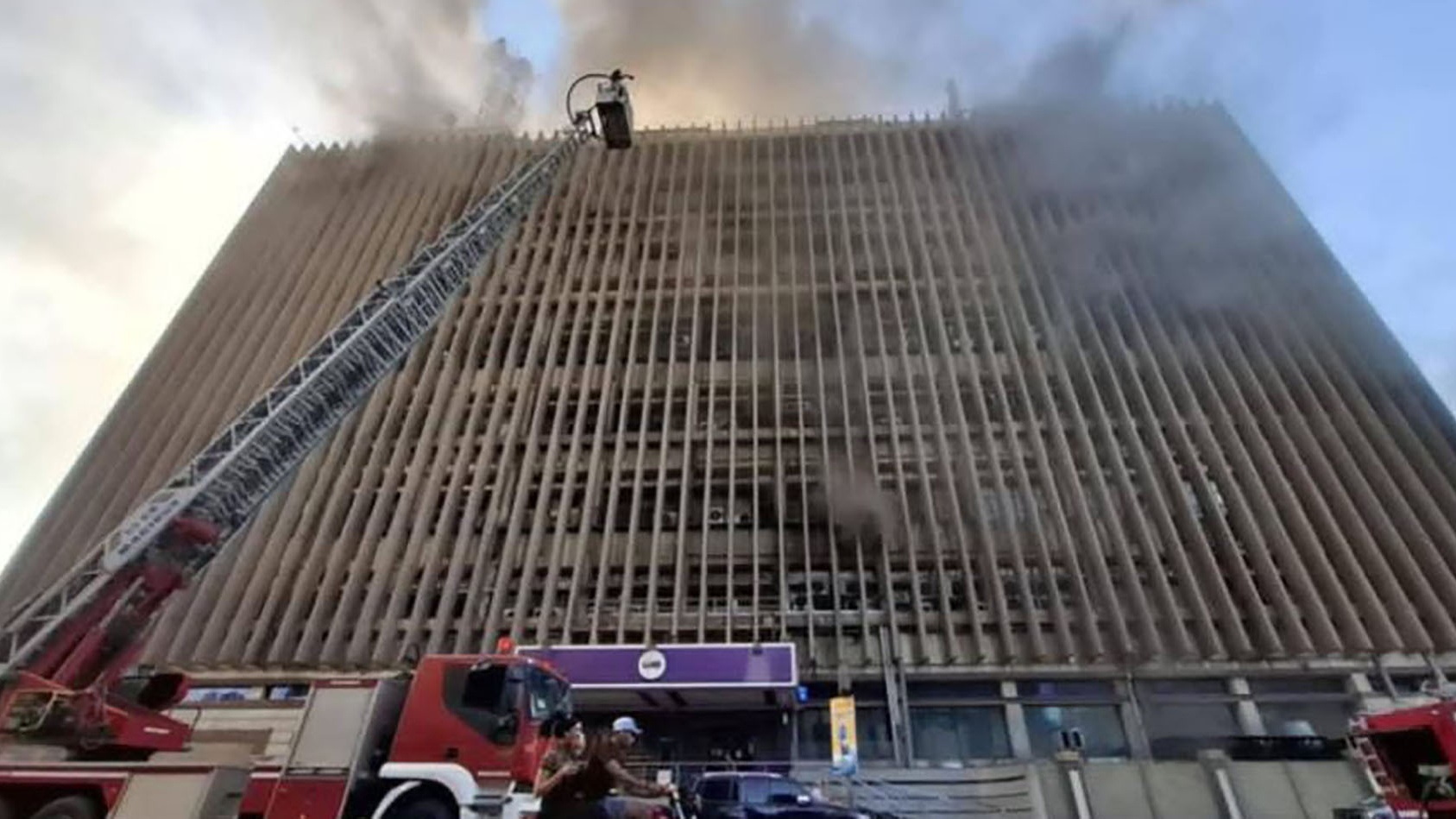 حريق سنترال رمسيس.. جرس إنذار لضعف البنية الرقمية وأمن مصر السيبراني