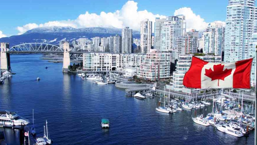 كندا تحذر من هجمات "هاكتيفيست" تستهدف البنية التحتية الحيوية