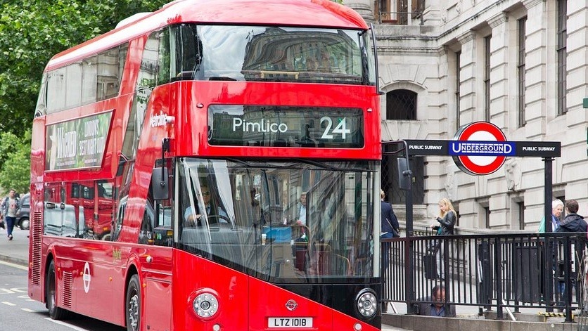 اعتقال مراهقين من مجموعة Scattered Spider في بريطانيا على خلفية هجوم سيبراني ضد هيئة النقل بلندن