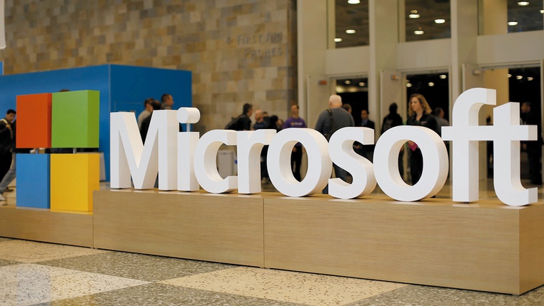 مايكروسوفت تكشف عن هجوم «Whisper Leak» الذي يكشف مواضيع محادثات الذكاء الاصطناعي رغم التشفير